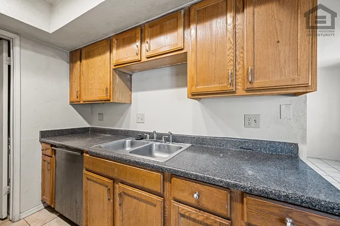 2609 W Ocotillo Rd #4 — Photo 10
