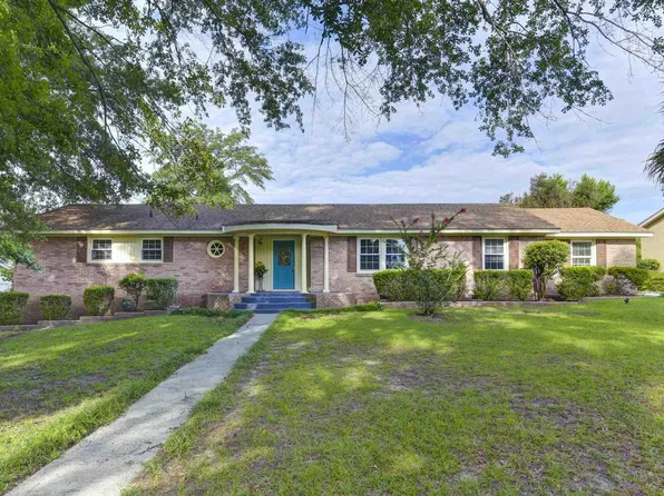 1213 Hummingbird Dr, West Columbia, SC 29169