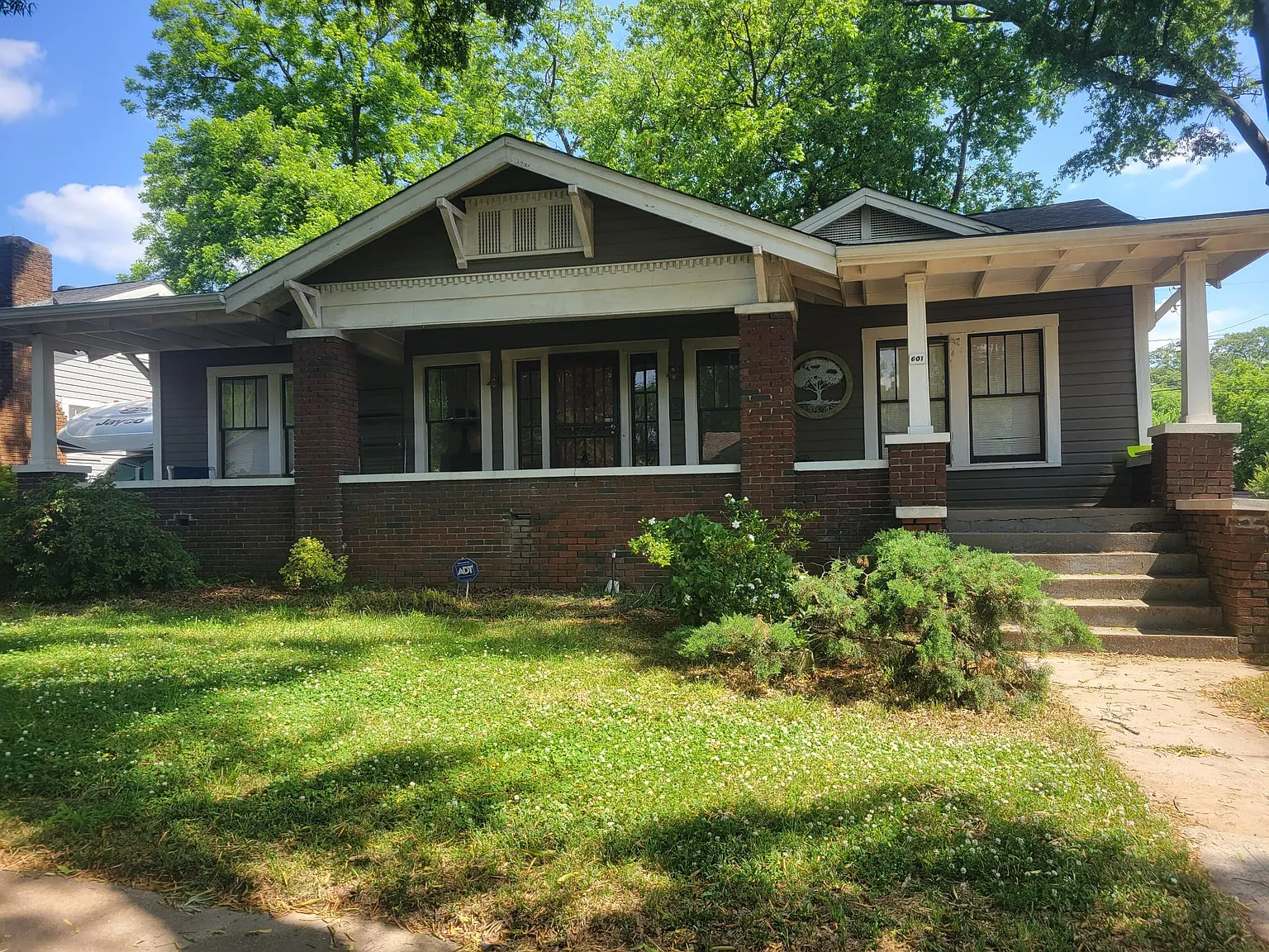 3 bed, 1544 sqft, $1,995 — Photo 1
