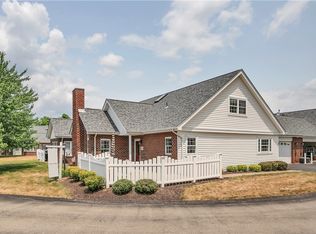 5011 Whispering Pines Ln, Murrysville, PA 15668