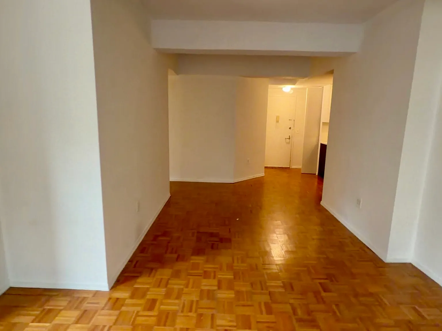 360 West 34th Street — Photo 3