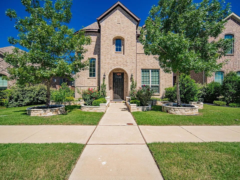 4300 Del Rey Ave