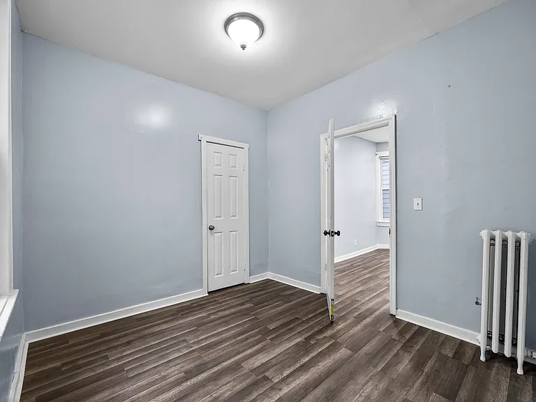 145 E 31st St #1 — Photo 10
