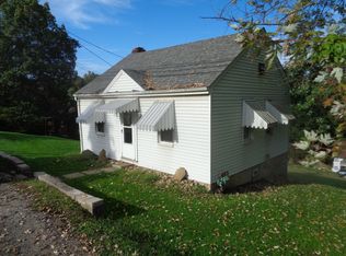 1137 Gill Hall Rd, Clairton, PA 15025