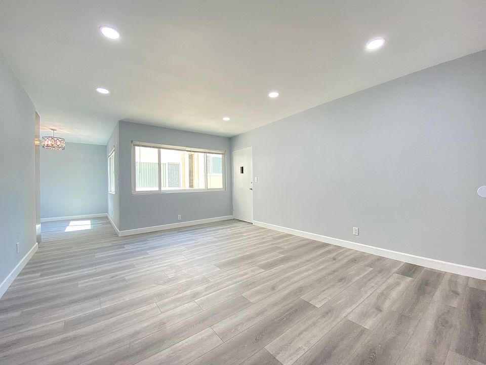 1st image of 625 E Verdugo Ave