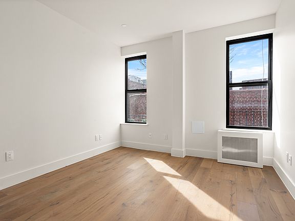 4th image of 82-86 W Washington Pl #5F