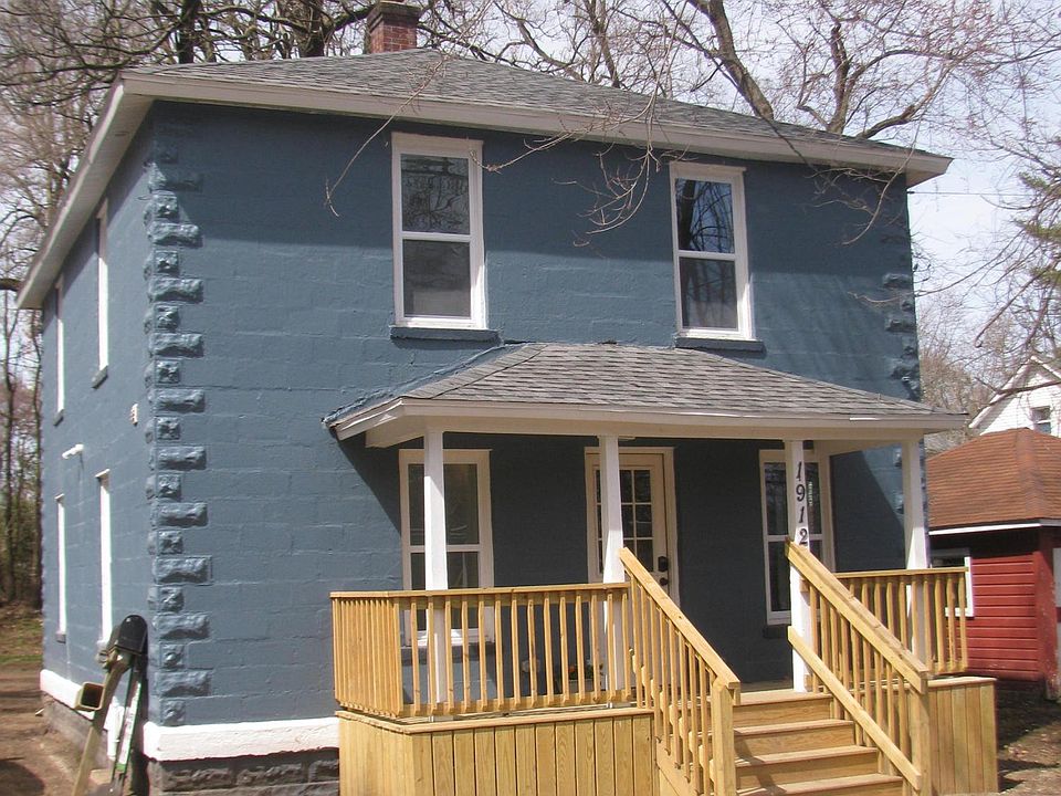 1st image of 1912 S Park St