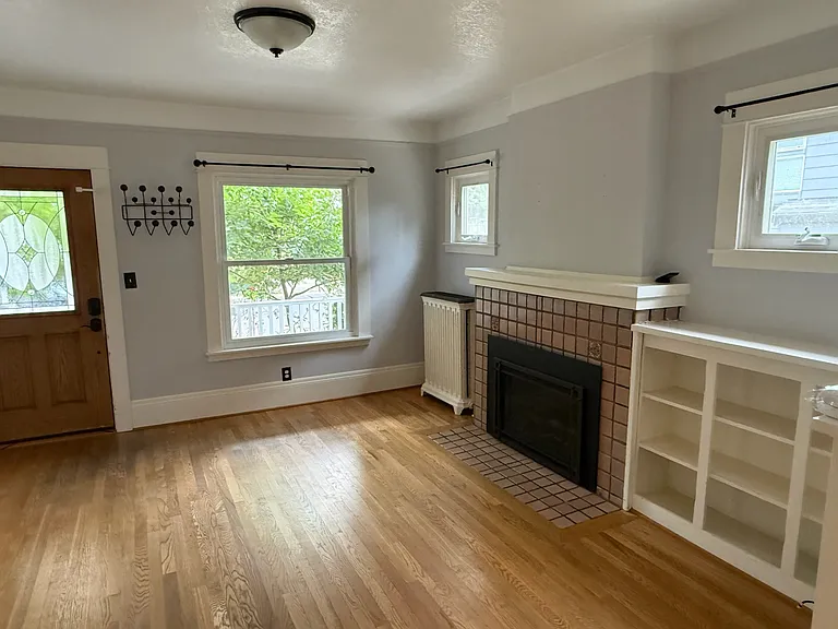215 SE 30th Pl — Photo 10