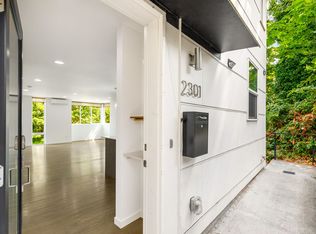 2301 23rd Ave W, Seattle, WA 98199