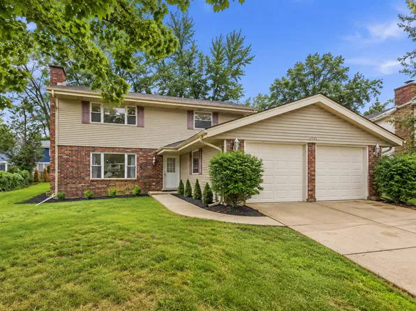 1134 Pinehurst Ln, Schaumburg, IL 60193