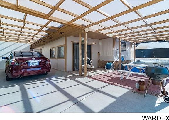3rd image of 2180 Sapphire St