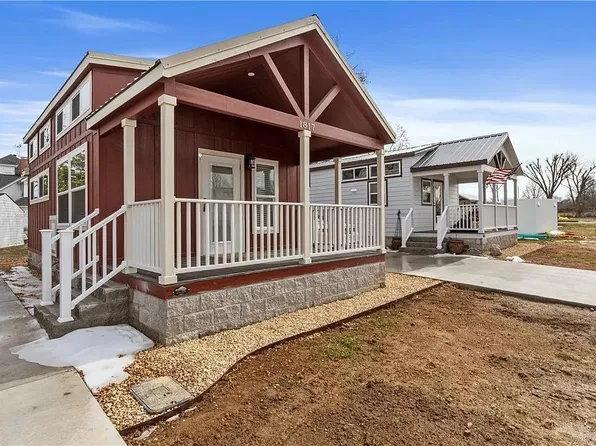 1817 S H St, Rogers, AR 72756