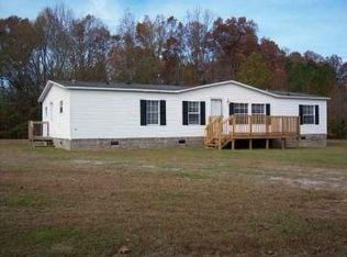 107 Burgundy Rd, Gray Court, SC 29645