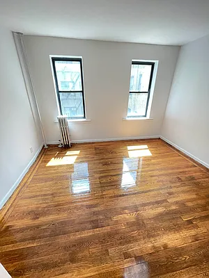 Rented by Lang Realty LLC | media 4