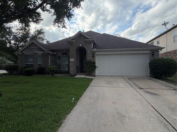 2922 Sandleigh Dr