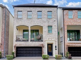 10923 Grove Tree Ln, Houston, TX 77043