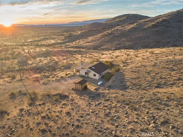 60473 Starlight Rd, Joshua Tree, CA 92252