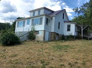 505 Brushfork Rd, Falls Mills, VA 24613