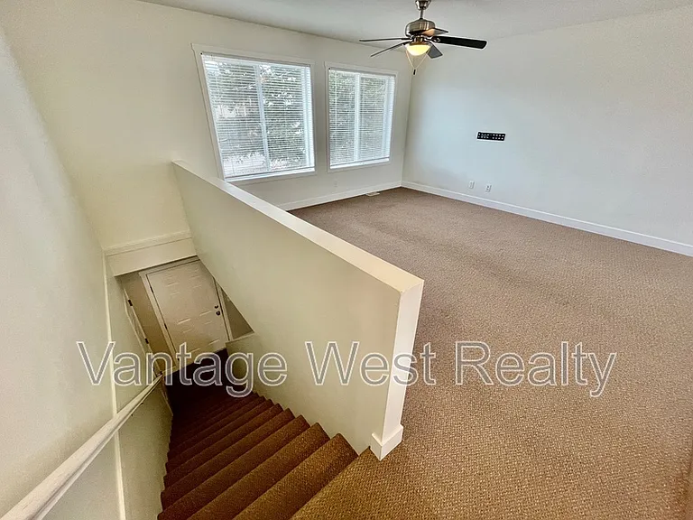 2442 Last Rd — Photo 11