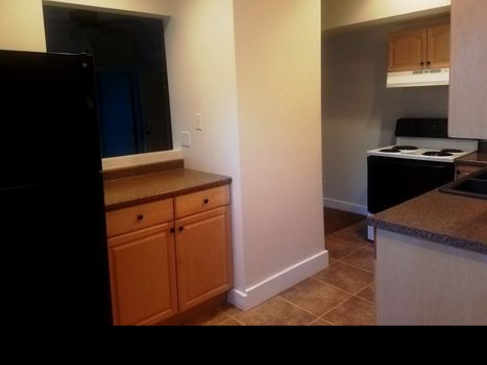 1st image of 510 9th St #1