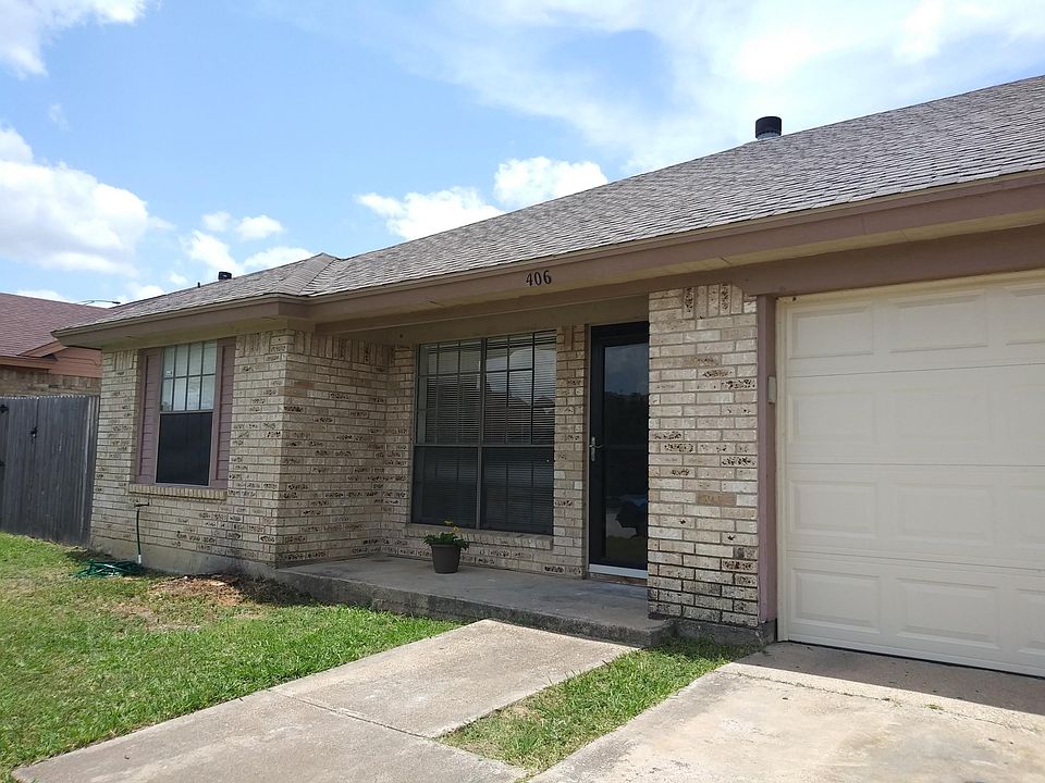 1st image of 406 Signal Hill Ct N
