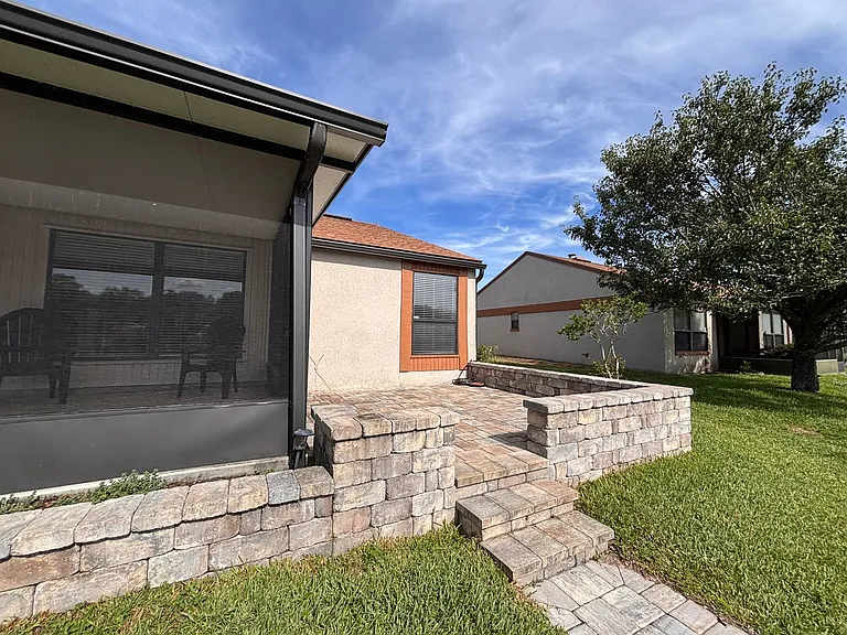 7823 Fawn Brook Cir E — Photo 29