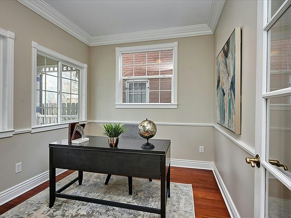 Great main floor office (possible 4th bedroom)