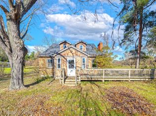 2197 Grange Hall Rd, Fenton, MI 48430