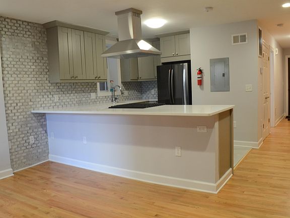 2nd image of 1211 Palisade Ave APT 1