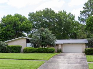 616 Golf Course Dr, Fort Walton Beach, FL 32547