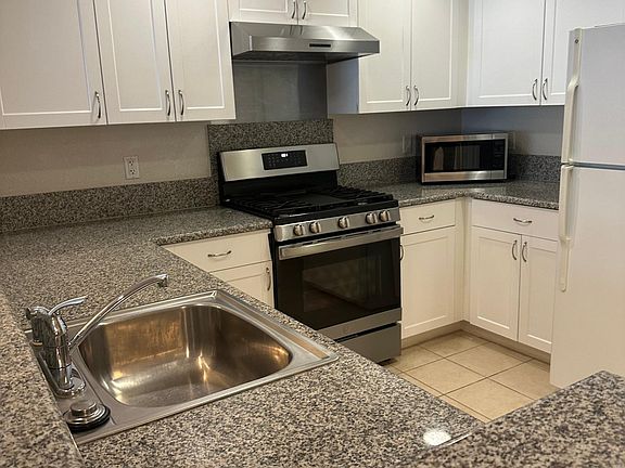 3rd image of 20488 Stevens Creek Blvd APT 1710