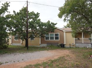 200 Laroe Rd, Graham, TX 76450