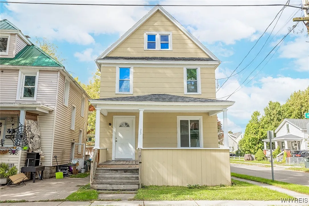 23 Holland Ave photo 1