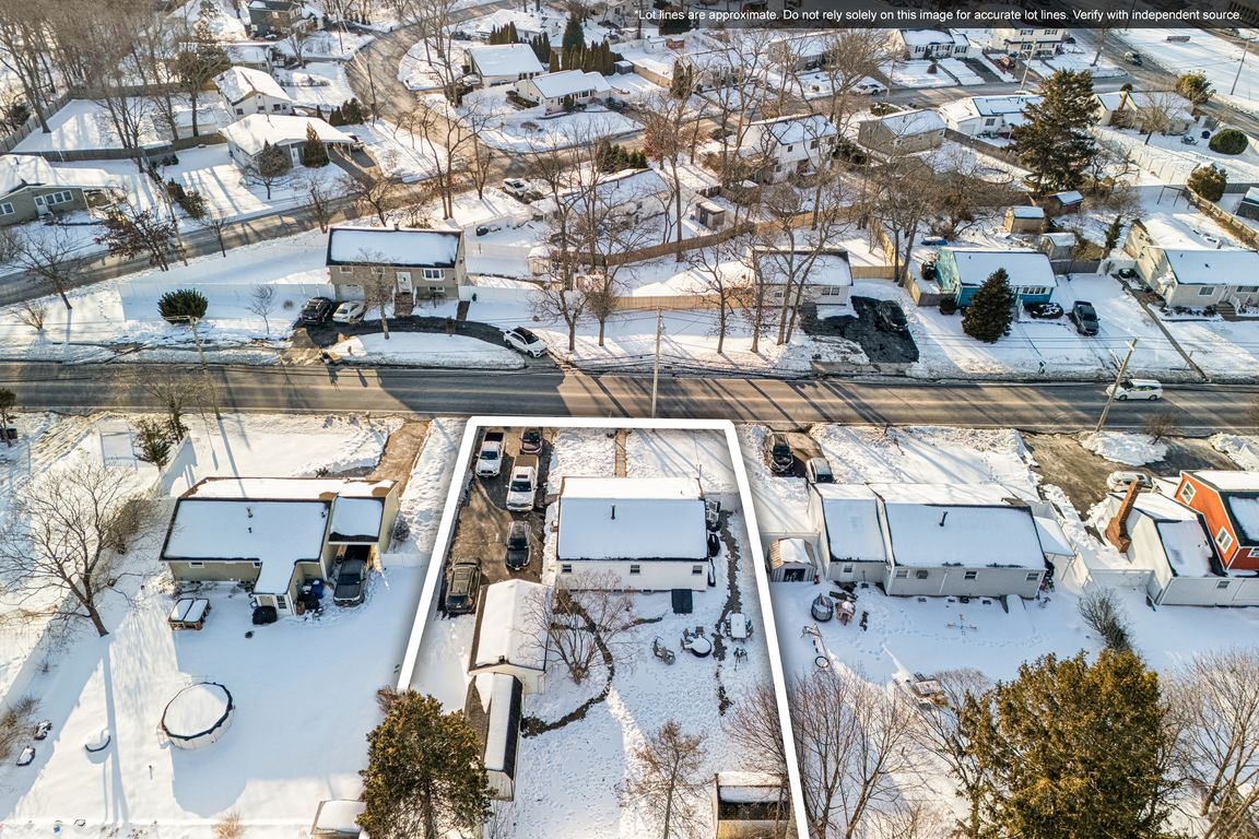 College Rd-S0402-029.jpg