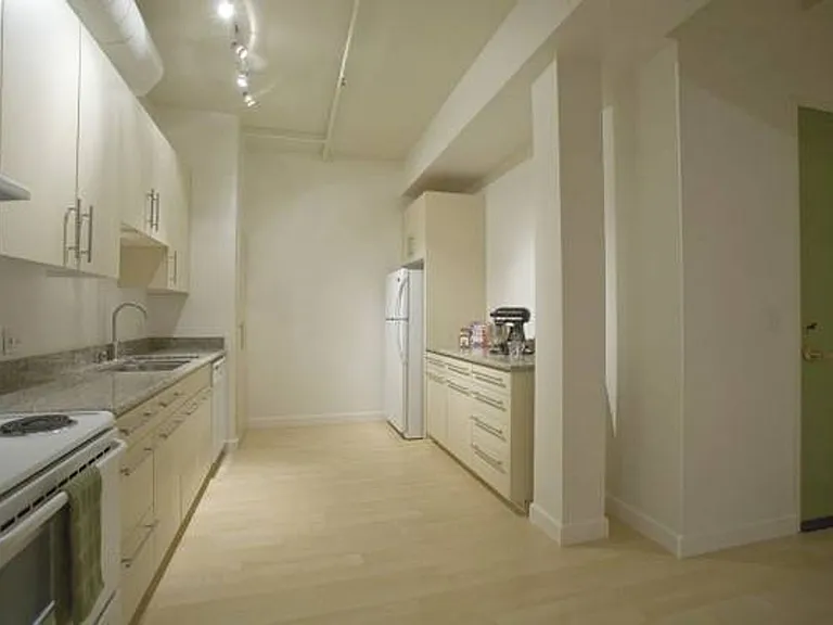 Viridian Lofts — Photo 24
