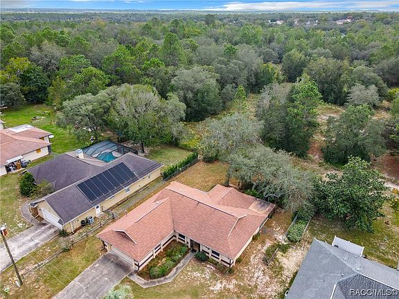 3rd image of 5536 W Woodside Dr