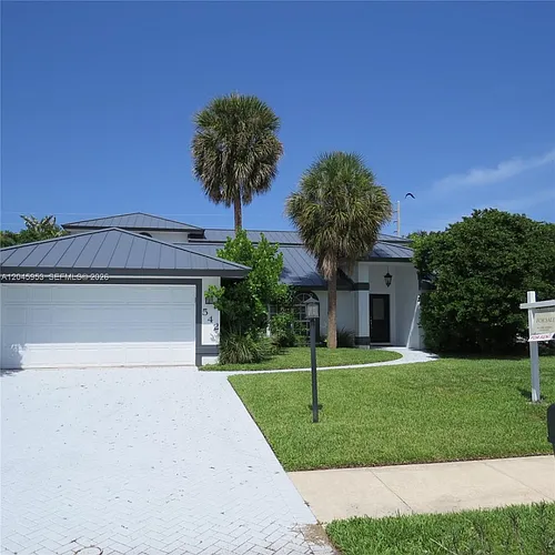 542 N Cypress Dr #542 Photo 1