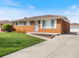 33573 Cornelissen Dr, Sterling Heights, MI 48312