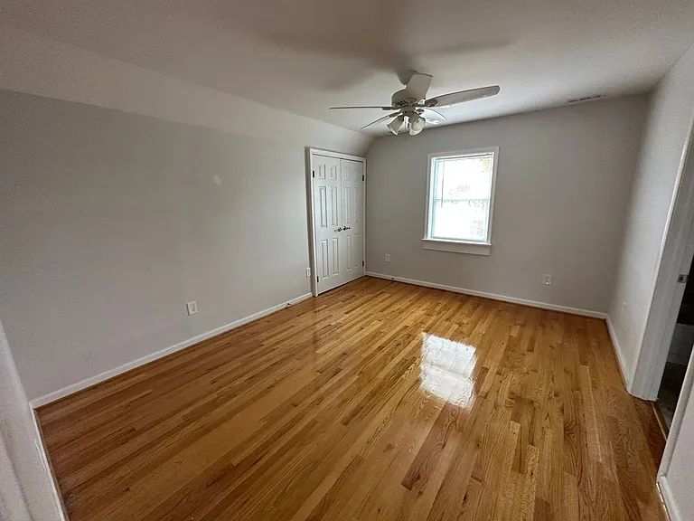 1638 Suburban Rd — Photo 8