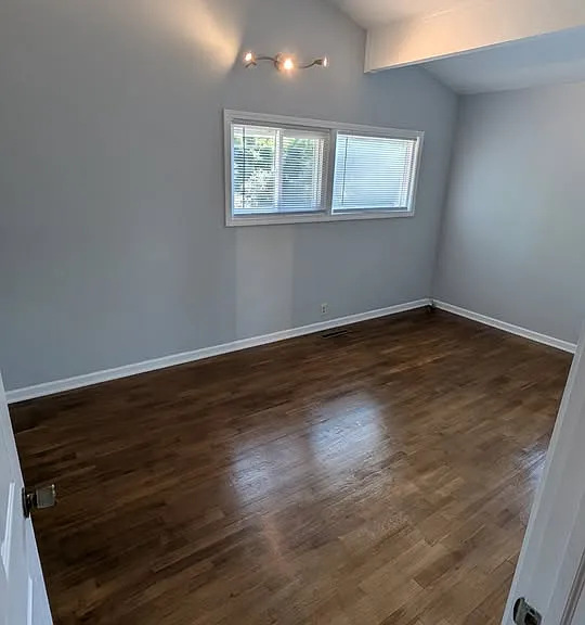 5375 Seymour Rd — Photo 17