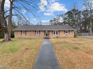 43 Cherokee Dr, Havelock, NC 28532