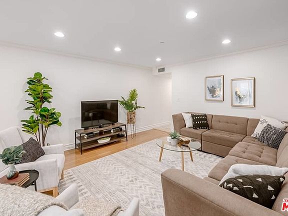 4th image of 10417 Louisiana Ave APT 103