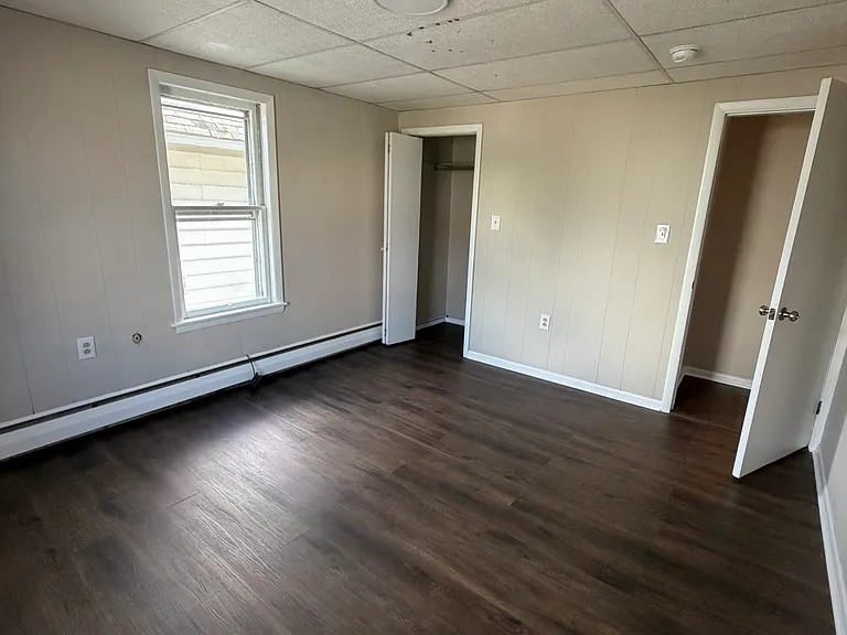 2040 Edna Ave — Photo 11