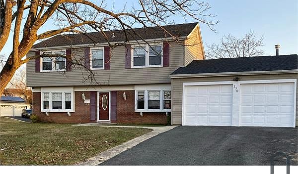 1st image of 170 Nottingham Dr