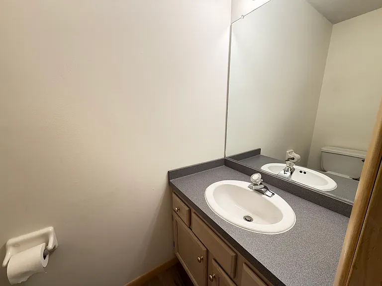 4553 Abbott Rd — Photo 9