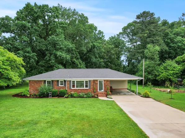 1812 Elkton St, Athens, AL 35614