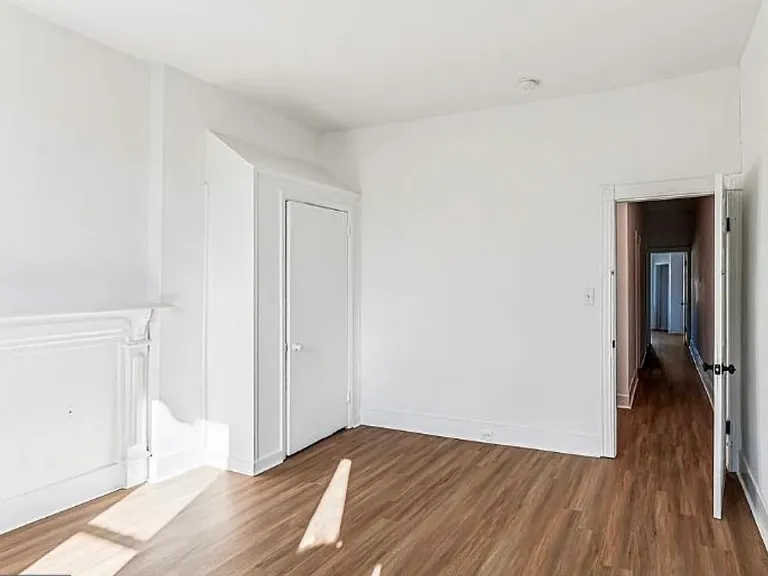 2023 Division St — Photo 10