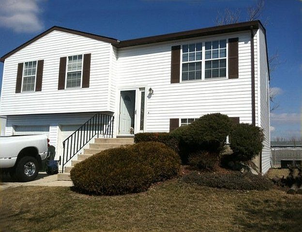1st image of 7532 W Hawthorne Ln
