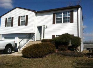7532 W Hawthorne Ln, Frankfort, IL 60423