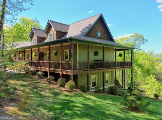 421 Hickory Nut Rd, Tallulah Falls, GA 30573